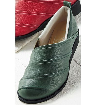 BELLUNA（ベルーナ）の「柔らか～！イタリアンレザー快適スリッポン（スリッポン）」