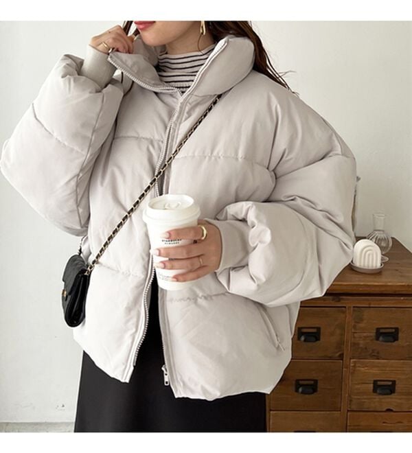 GeeRA（ジーラ）の「スタンドカラーフェイクダウンジャケット（ダウンコート・ジャケット・ベスト）」｜詳細画像