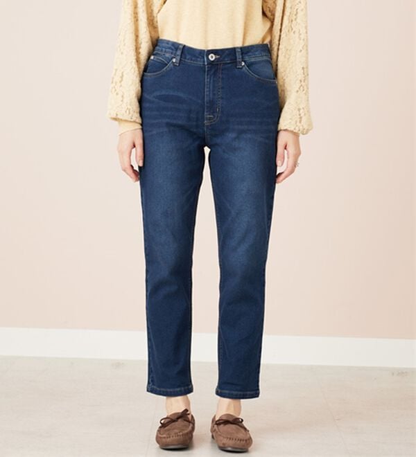 BELLUNA（ベルーナ）の「ふんわり裏起毛ストレッチデニムパンツ（フルレングスパンツ）」｜詳細画像