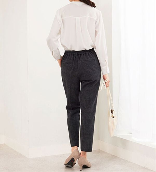 BELLUNA（ベルーナ）の「パール使いピンタックデザインチュニック（チュニック）」｜詳細画像