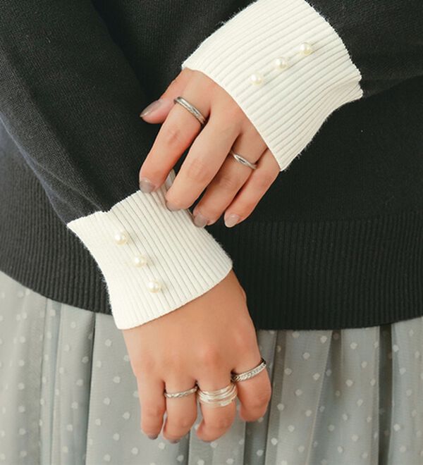 BELLUNA（ベルーナ）の「配色衿ニットプルオーバー（ニット・セーター）」｜詳細画像