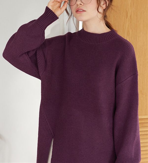 Viola e Viola（ヴィオラ エ ヴィオラ）の「【毛玉になりにくい・静電気防止】サイドスリットハイネックニット（ニット・セーター）」｜詳細画像