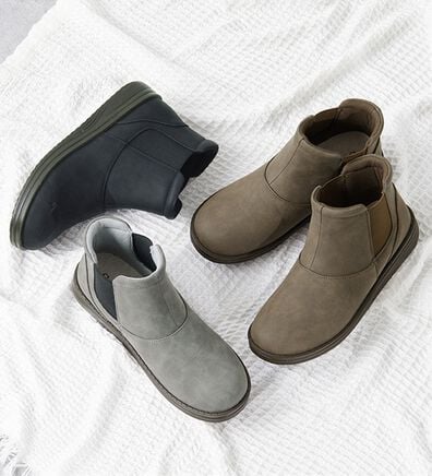BELLUNA（ベルーナ）の「さっと履ける！はっ水ショートブーツ＜防滑・消臭インソール・軽量＞（ブーツ）」