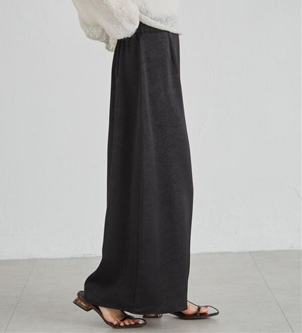 RANAN（ラナン）の「エンボスサテンナロースカート（ロングスカート）」｜詳細画像