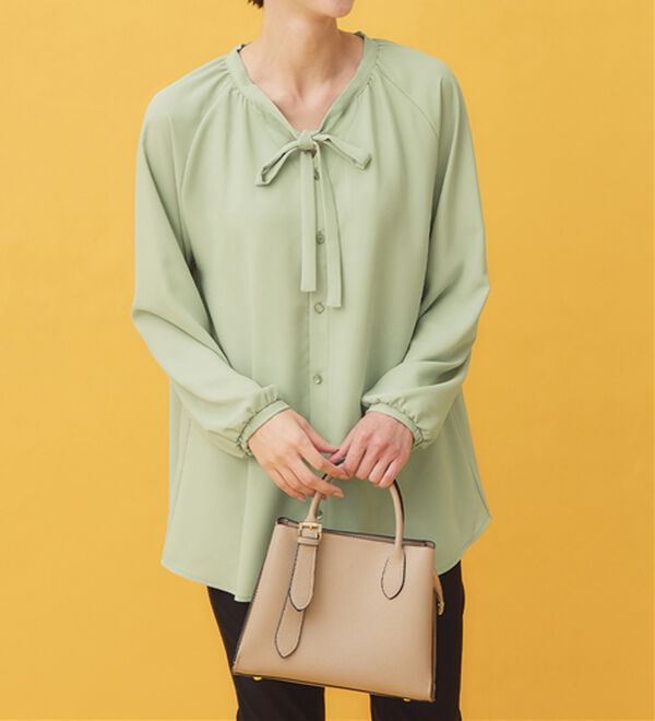 Viola e Viola（ヴィオラ エ ヴィオラ）の「【多機能付】細リボンブラウスチュニック（チュニック）」｜詳細画像