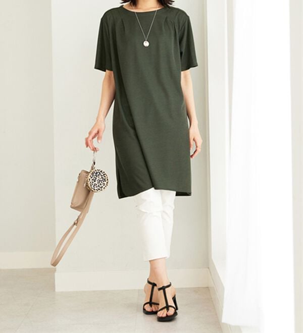 BELLUNA（ベルーナ）の「かのこ素材肩タックデザインワンピース（チュニック）」｜詳細画像