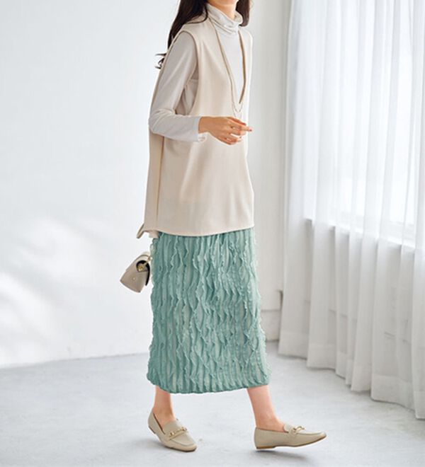 BELLUNA（ベルーナ）の「チュニックの下にはくストライプフリルスカート（ロングスカート）」｜詳細画像