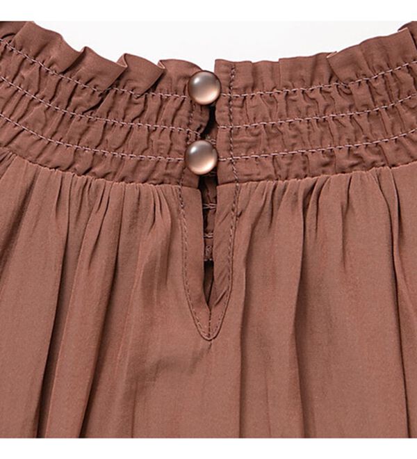 VINNO（ヴィノ）の「マットサテン素材・袖プリーツフレアーブラウス（ブラウス）」｜詳細画像