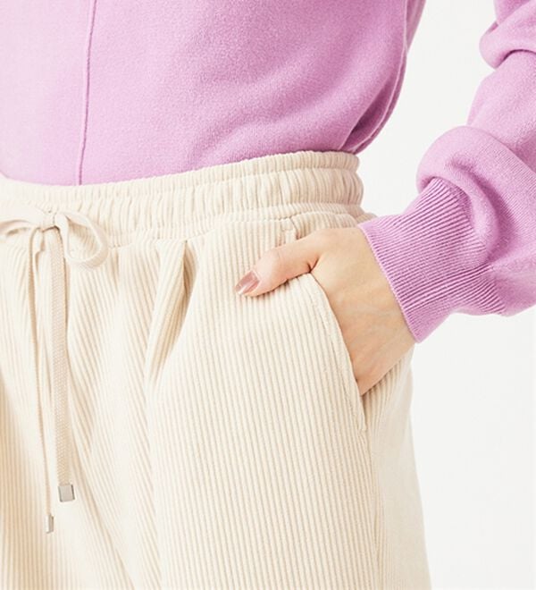 BELLUNA（ベルーナ）の「裏ベロアコーデュロイワイドパンツ（ワイドパンツ・ガウチョ）」｜詳細画像