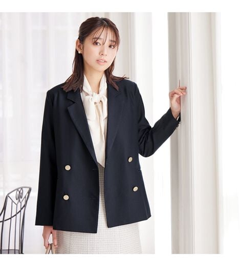 LEONARD PARIS　黒のテーラードジャケット ベルト付　訳あり良品✨️ LEONARD PARIS 黒のテーラードジャケット ベルト付 訳あり良品