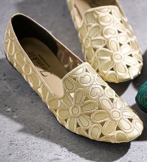 ルフラン（ルフラン）の「フワラーカッティングオペラシューズ（フラットシューズ）」｜詳細画像