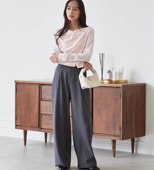 RANAN（ラナン）の「【春色追加】上品ドレープリブロングＴシャツ（カットソー）」｜詳細画像