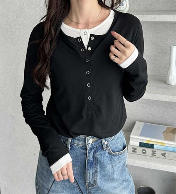 GeeRA（ジーラ）の「レイヤード風ヘンリーネックカットソー（カットソー）」｜詳細画像