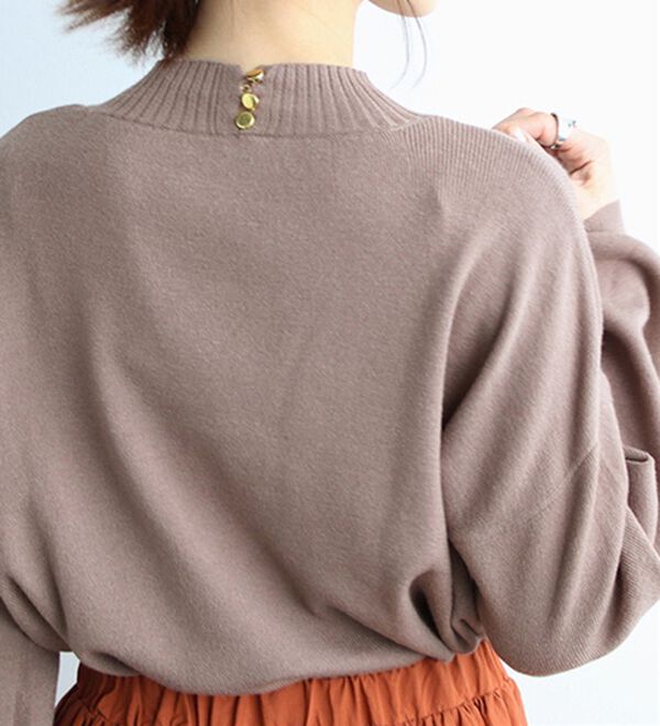 GeeRA（ジーラ）の「ボタン付モチモチニットトップス（ニット・セーター）」｜詳細画像