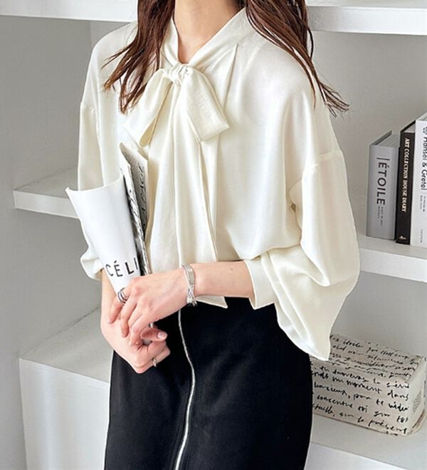 GeeRA（ジーラ）の「前後２ｗａｙボウタイブラウス（ブラウス）」｜詳細画像