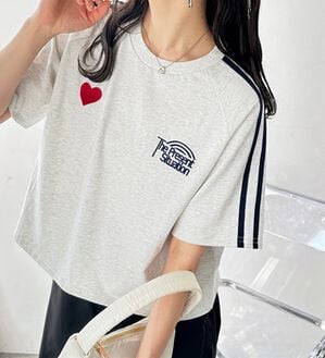 GeeRA（ジーラ）の「ハート刺しゅうラインＴシャツ（カットソー）」｜オートミール