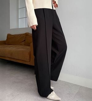 RANAN（ラナン）の「裏起毛美脚シルエットピンタックワイドパンツ（フルレングスパンツ）」｜ブラック