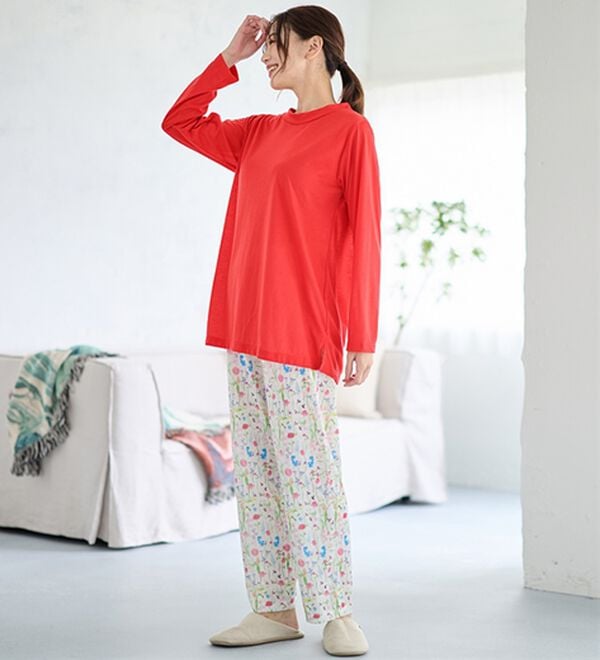 LAVIENNE（ラヴィエンヌ）の「【３点セット】【ヒビヤカダン　スタイル】トラベルパジャマ（パジャマ・ルームウェア）」｜ｵﾚﾝｼﾞﾚｯﾄﾞ×ｵﾌﾎﾜｲﾄ系花柄