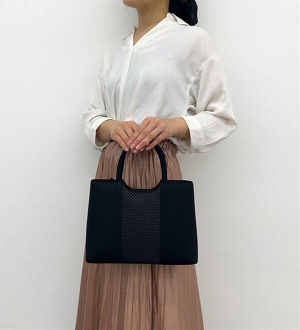 BELLUNA（ベルーナ）の「＜ＹＵＭＩ　ＫＡＴＳＵＲＡプロデュース＞フォーマルバッグ（その他バッグ）」｜詳細画像