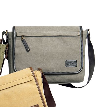 「＜クロコダイル＞洗い加工帆布ショルダーバッグ（その他メンズバッグ）」