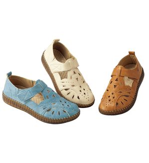 BELLUNA（ベルーナ）の「ステッチ使いゆったりカットワークサンダル（サンダル・ミュール）」｜詳細画像