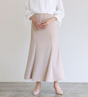 Pierrot（ピエロ）の「ストレッチマーメイドスカート（ロングスカート）」｜グレージュ