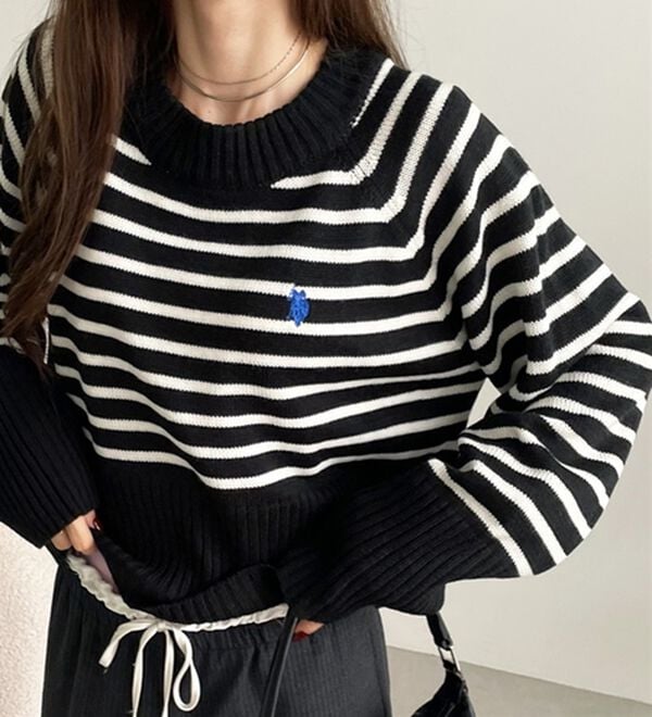 GeeRA（ジーラ）の「【ＵＳ．ＰＯＬＯ　ＡＳＳＮ】ショート丈ニット（ニット・セーター）」｜詳細画像