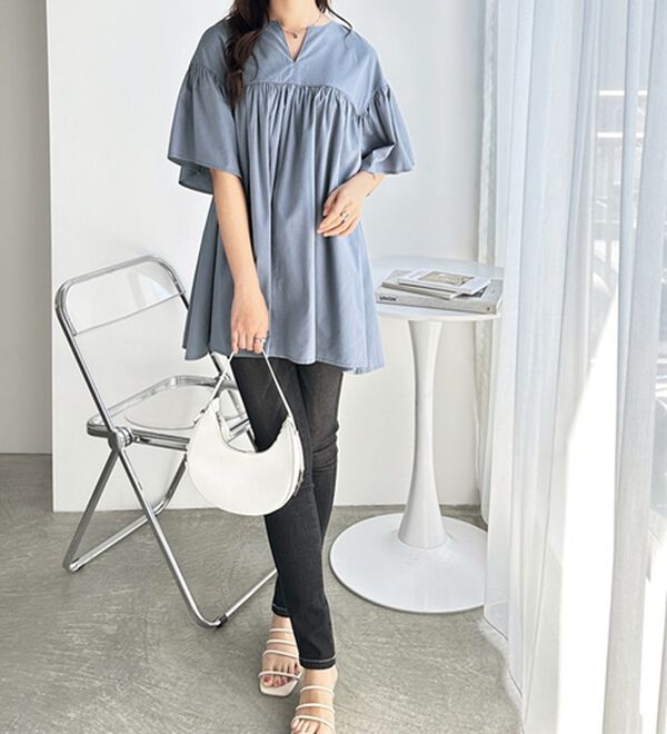 GeeRA（ジーラ）の「フレアー袖キーネックブラウス（ブラウス）」｜詳細画像