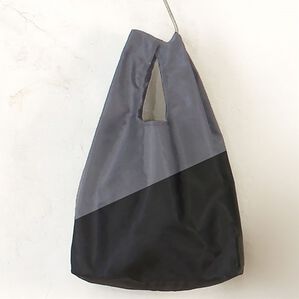「はっ水マチ広コンパクトエコバッグ（エコバッグ）」｜グレー／ブラック