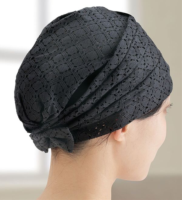 「日本製綿混レースのおしゃれヘアキャップ（帽子）」｜ブラック