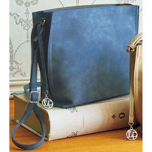 BELLUNA（ベルーナ）の「＜エル　プラネット＞軽量仕分けがしやすいショルダー（ショルダーバッグ）」｜ネイビー