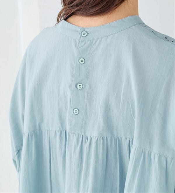 Viola e Viola（ヴィオラ エ ヴィオラ）の「【インド綿】フロントヨーク刺繍ブラウス（ブラウス）」｜詳細画像