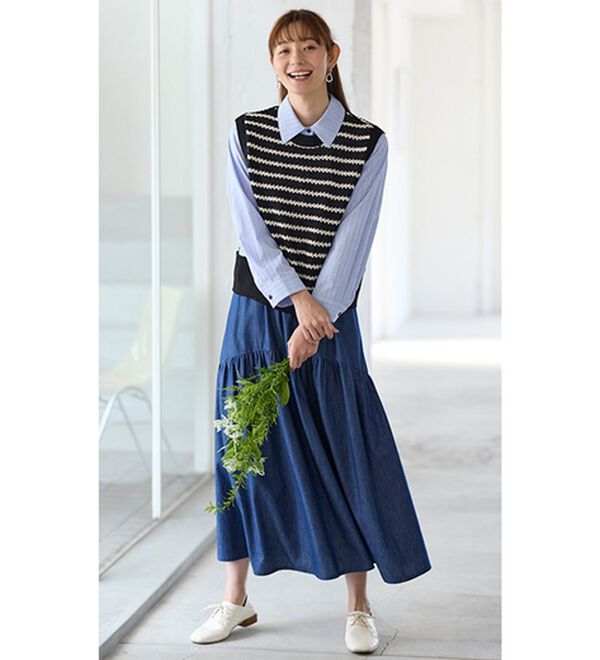 BELLUNA（ベルーナ）の「ぽわんと可愛いタック使いシャツブラウス（シャツ）」｜詳細画像