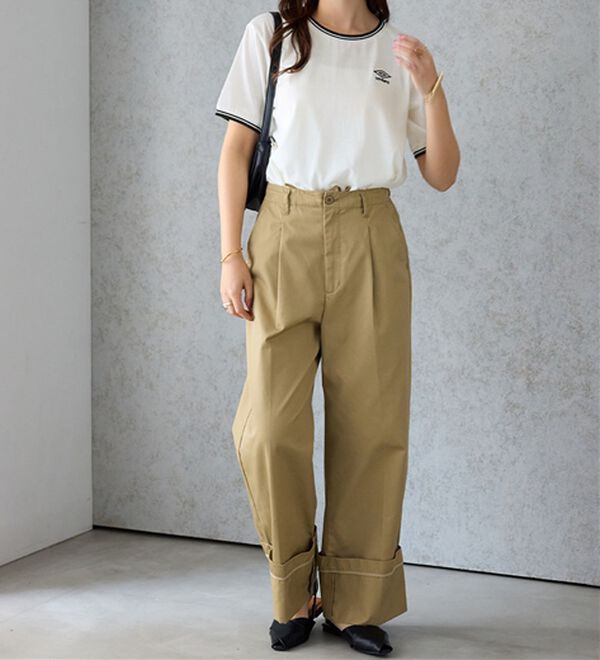 Viola e Viola（ヴィオラ エ ヴィオラ）の「【アンブロ】配色ラインロゴ刺しゅうTシャツ（カットソー）」｜詳細画像