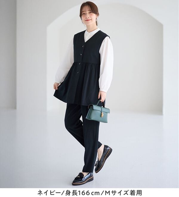 Viola e Viola（ヴィオラ エ ヴィオラ）の「【３点セット】コーデ決まるペプラムジレセットスーツ（パンツスーツ）」｜詳細画像