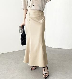 GeeRA（ジーラ）の「ストレッチマーメイドスカート（ロングスカート）」｜アイボリー