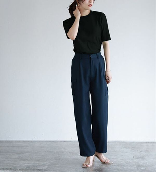 Pierrot（ピエロ）の「【洗濯機で洗える】多機能ニット５分袖トップス（ニット・セーター）」｜詳細画像