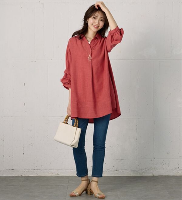 BELLUNA（ベルーナ）の「麻調素材袖タックデザインシャツチュニック（チュニック）」｜詳細画像