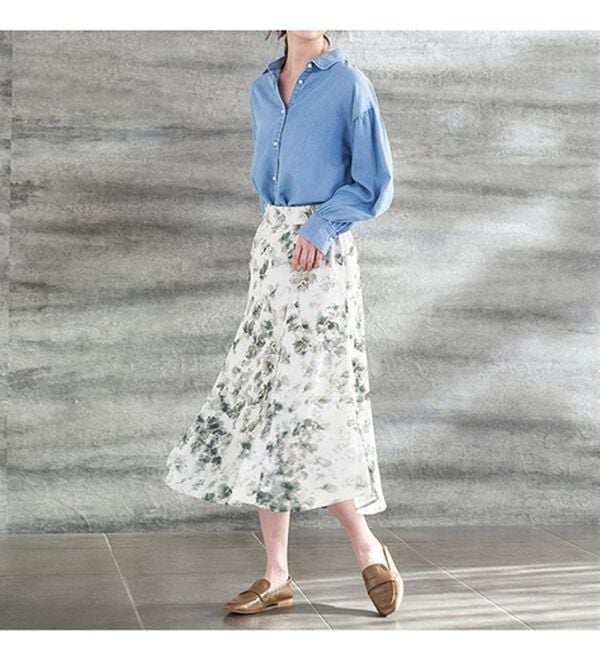 RANAN（ラナン）の「パール調ボタン使いデニム調シャツ（ブラウス）」｜詳細画像