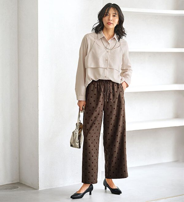 BELLUNA（ベルーナ）の「ドットフロッキー素材ワイドパンツ（ワイドパンツ・ガウチョ）」｜詳細画像