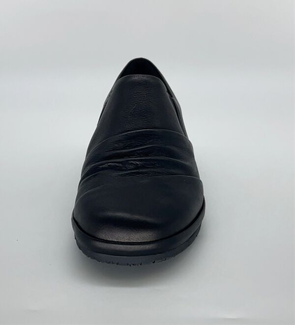 BELLUNA（ベルーナ）の「５Ｅ牛革切替ギャザースリッポン（スリッポン）」｜詳細画像