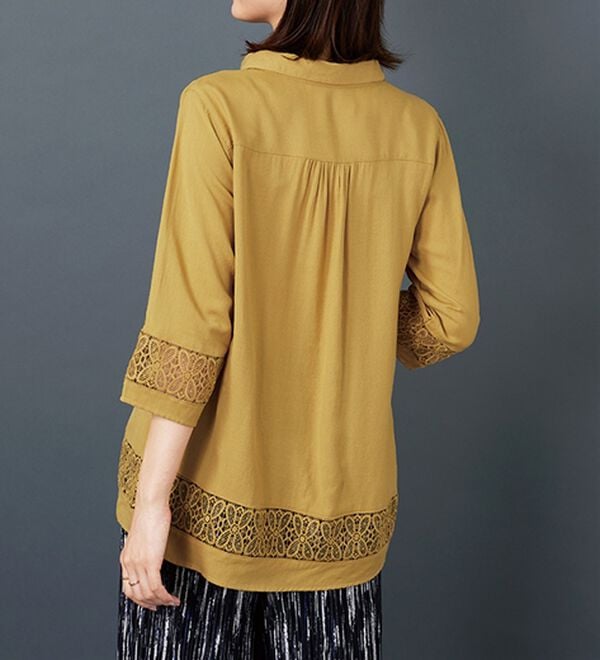 BELLUNA（ベルーナ）の「袖＆裾レースデザインシャツチュニック（チュニック）」｜詳細画像