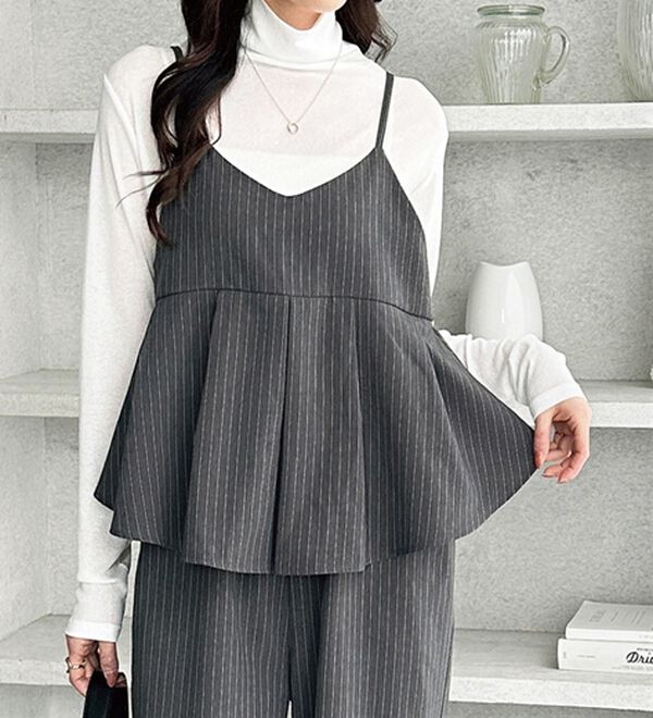 GeeRA（ジーラ）の「セットアップ風プリーツビスチェキャミサロペ（オールインワン）」｜詳細画像