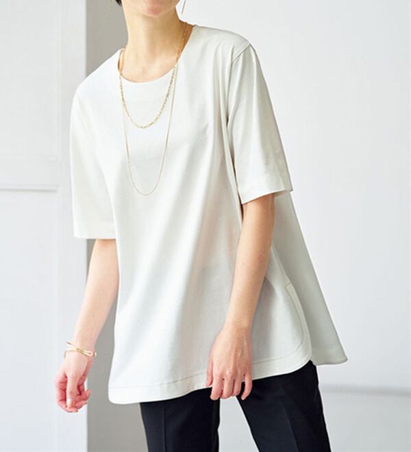 BELLUNA（ベルーナ）の「＜プレミアムスムースコットン＞ロング丈Ｔシャツ（カットソー）」｜白
