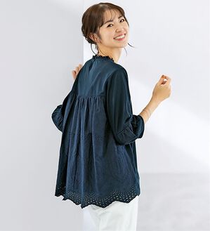 BELLUNA（ベルーナ）の「綿レース切替デザインプルオーバー（カットソー）」｜ネイビー