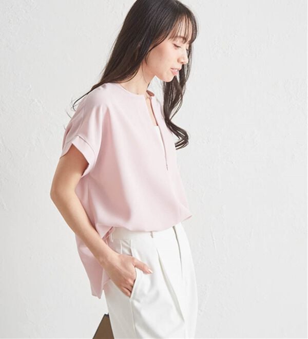 RANAN（ラナン）の「【汗シミ防止】ひんやり&防シワ前後2WAYハーフジップブラウス（ブラウス）」｜詳細画像