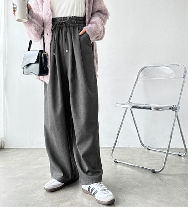 GeeRA（ジーラ）の「ウールライクダブルタックイージーパンツ（フルレングスパンツ）」｜詳細画像