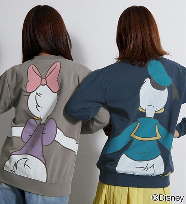 BELLUNA（ベルーナ）の「＜Ｄｉｓｎｅｙ＞【ドナルド＆デイジー】抱き着きプリント裏起毛トレーナー（カットソー）」｜詳細画像