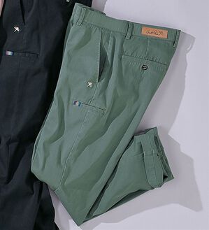 「＜アーノルド　パーマー＞デニム＆チノから選べる定番ストレッチパンツ（メンズフルレングスパンツ）」｜セージ(チノ)