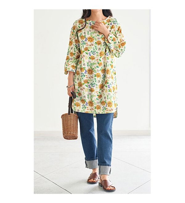 BELLUNA（ベルーナ）の「風が通り抜けるダブルガーゼプリントチュニック（チュニック）」｜詳細画像